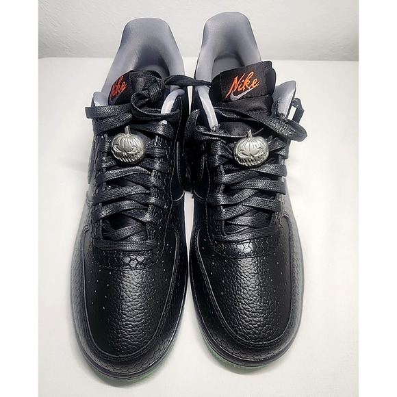 Nike Air Force 1 '07 LV8 Halloween 2023 Black Green Glow Pumpkin Men’s Size 12.5